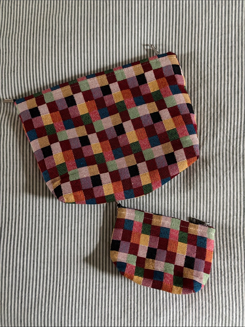 Check Zippered Pouch Set
